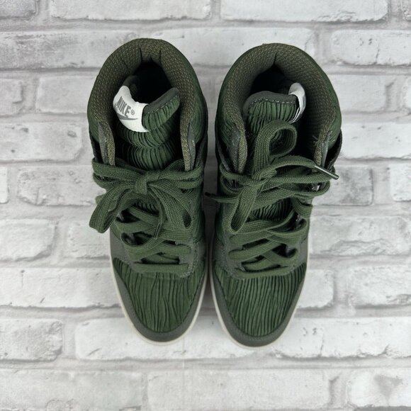 Nike Dunk Sky Hi Hidden Wedge Heel Carbon Green Silver High Sneaker SZ 7 5288993 - Picture 3 of 9